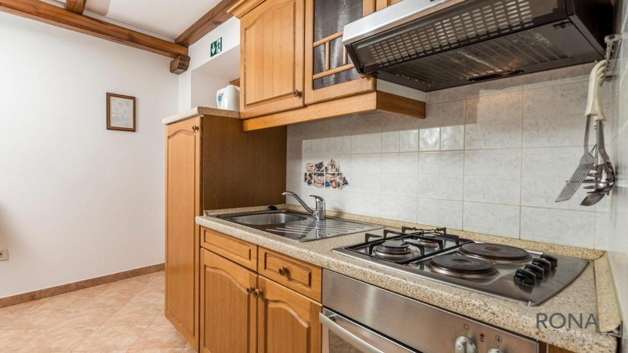 Boljun Rona Stone House Apartments Janja מראה חיצוני תמונה